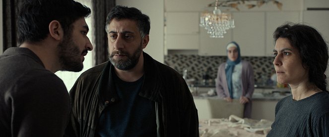 Al-Shafaq - De la película