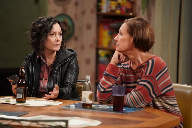 The Conners - Lanford... Lanford - Do filme - Sara Gilbert, Laurie Metcalf