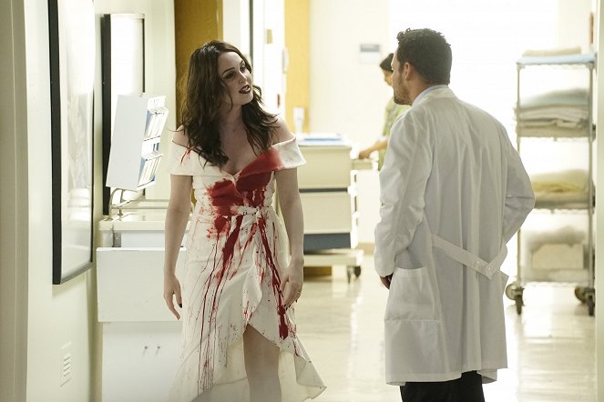 Grey's Anatomy - Des bonbons ou un mort - Film - Camilla Luddington