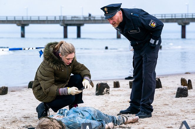 Baltic Crimes - Strandgut - Photos - Rikke Lylloff, Rainer Sellien