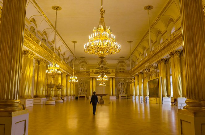 Kreuzfahrt in die Ostsee – Ein Sommer auf dem Wasser - St. Petersburg - Kuvat elokuvasta