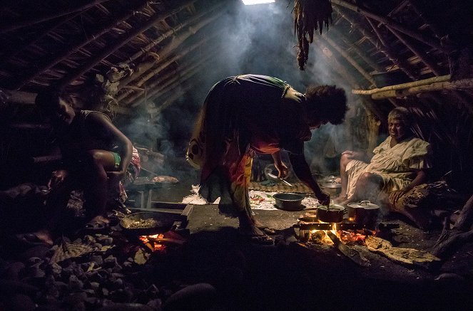 Photographes Voyageurs - Papouasie-Nouvelle-Guinée, les danseurs du feu - De la película