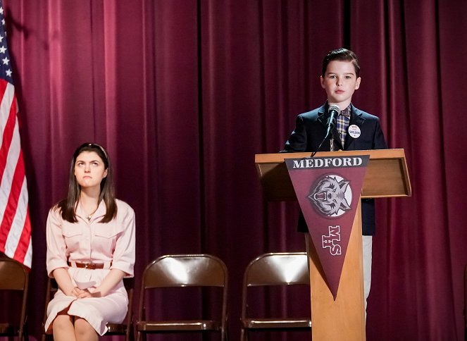 Young Sheldon - A Political Campaign and a Candy Land Cheater - Photos - Iain Armitage