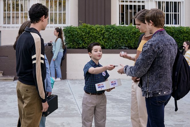 Young Sheldon - A Political Campaign and a Candy Land Cheater - Van film - Iain Armitage