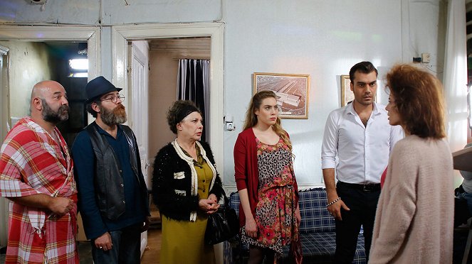 Şevkat Yerimdar - Çare Kasap Havası - De la película - Burak Demir, Özgürcan Çevik