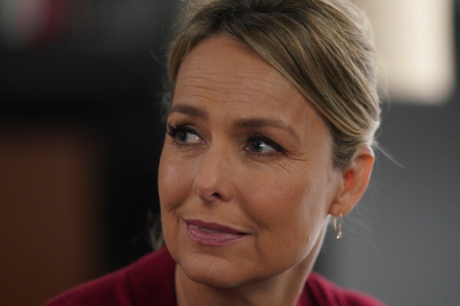 A Million Little Things - The Perfect Storm - Do filme - Melora Hardin