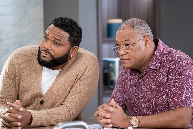 Black-ish - Season 6 - When I Grow Up (to Be a Man) - Z filmu - Anthony Anderson, Laurence Fishburne