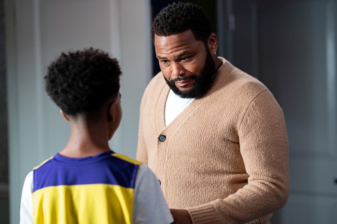 Black-ish - Season 6 - When I Grow Up (to Be a Man) - Z filmu - Anthony Anderson