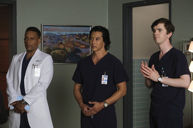 The Good Doctor - Take My Hand - Photos - Hill Harper, Will Yun Lee, Freddie Highmore