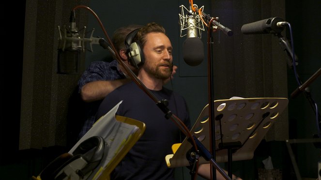 Pračlověk - Z natáčení - Tom Hiddleston