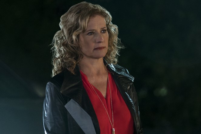 The Kominsky Method - Season 1 - Chapter 7: A String Is Attached - Photos - Nancy Travis