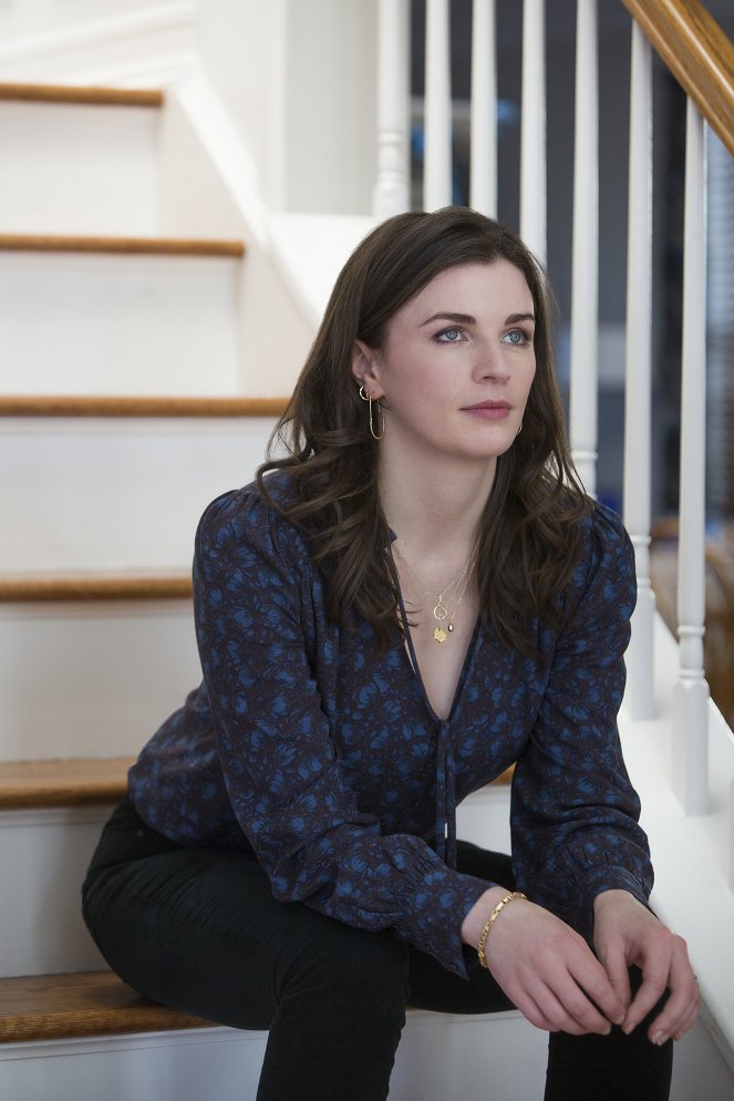 Living with Yourself - Nice Knowing You - Van film - Aisling Bea