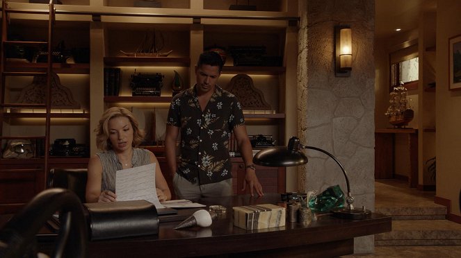 Magnum: Detektyw z Hawajów - Season 2 - Martwy w środku - Z filmu - Perdita Weeks