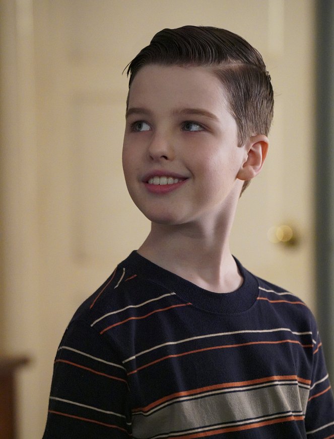 Young Sheldon - A Pineapple and the Bosom of Male Friendship - Van film - Iain Armitage