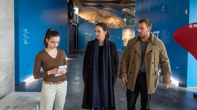 SOKO Wismar - Season 17 - Sicher im Alter - Film - Laura Balzer, Nike Fuhrmann, Dominic Boeer