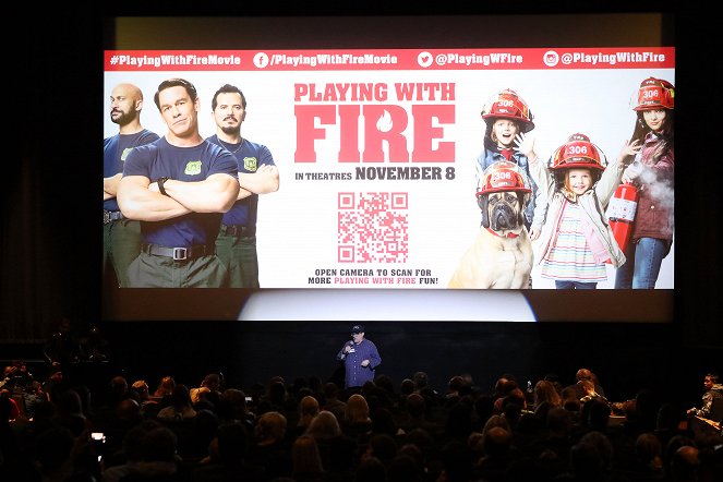 Chaud devant ! - Événements - "Playing with Fire" US Premiere at AMC Lincoln Square Theater on October 26, 2019 in New York