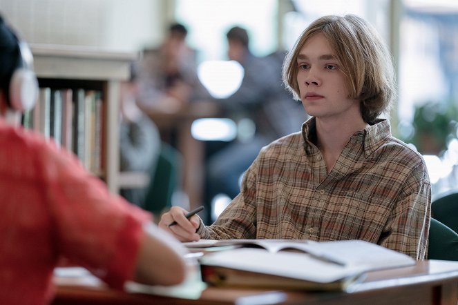 Hledání Aljašky - Uvidíš, že nestřílí... - Z filmu - Charlie Plummer