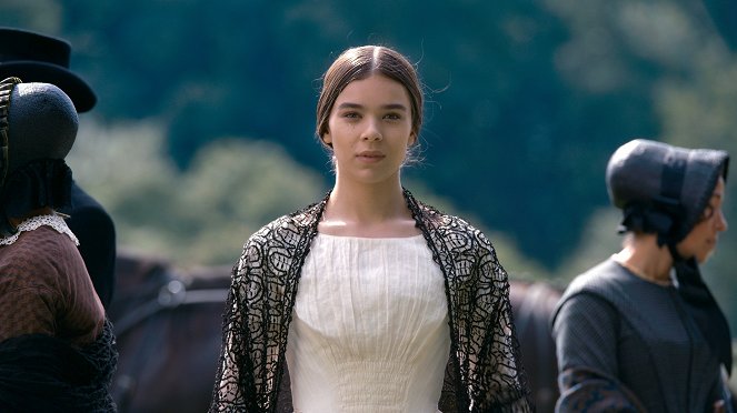 Dickinson - Season 1 - Because I Could Not Stop - Photos - Hailee Steinfeld