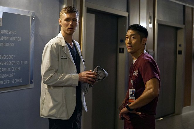 Chicago Med - We're Lost in the Dark - Photos - Brian Tee
