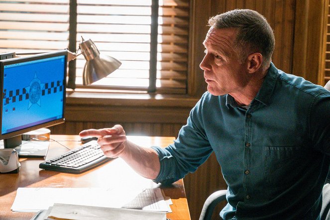Chicago P.D. - Brother's Keeper - Van film - Jason Beghe