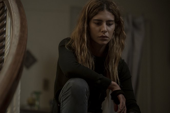 The Walking Dead - Silence the Whisperers - Photos - Nadia Hilker