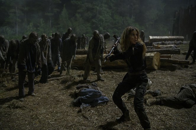 The Walking Dead - Season 10 - Silence the Whisperers - Photos - Nadia Hilker