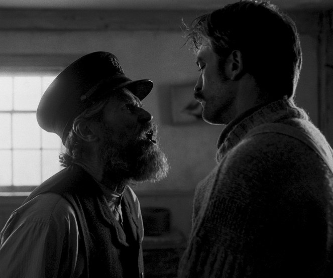 Lighthouse - Z filmu - Willem Dafoe, Robert Pattinson