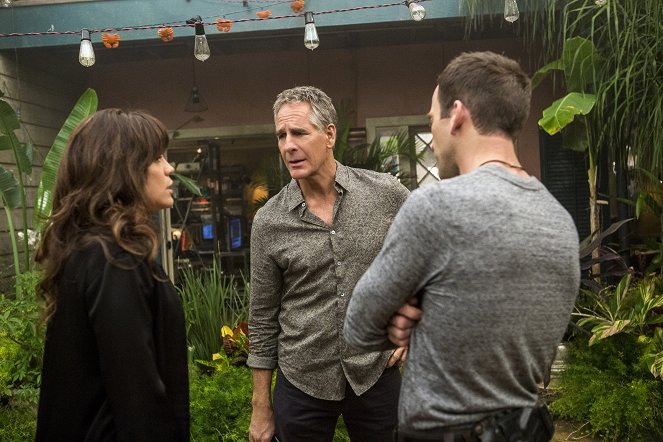 NCIS: New Orleans - A New Dawn - Kuvat elokuvasta - Vanessa Ferlito, Scott Bakula