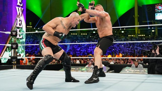WWE Crown Jewel - Photos - Cain Velasquez, Brock Lesnar