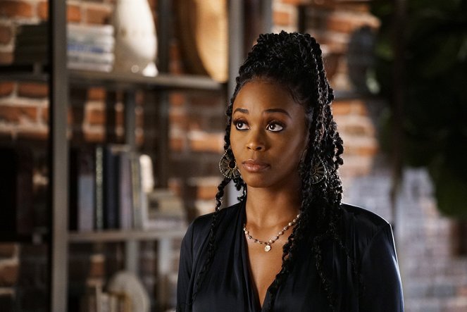 Black Lightning - The Book of Occupation: Chapter Four: Lynn's Ouroboros - Photos - Nafessa Williams