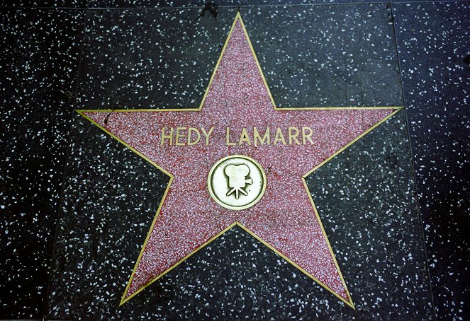 Calling Hedy Lamarr - Kuvat elokuvasta