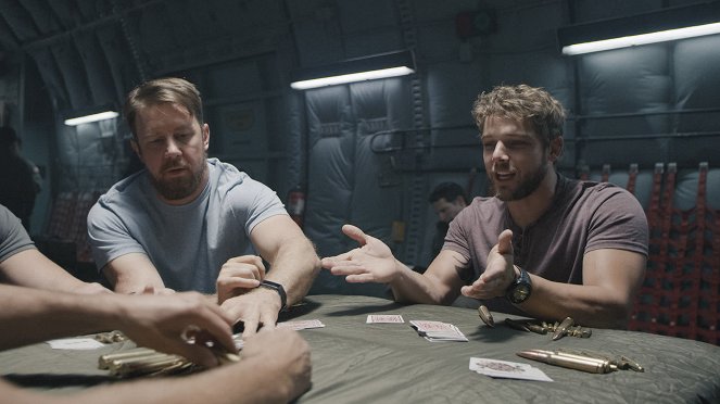 SEAL Team - The Ones You Can't See - Photos - Tyler Grey, Max Thieriot