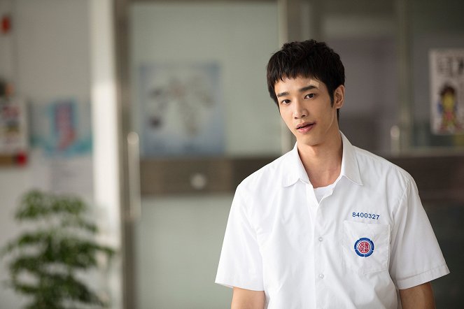 Take Me to the Moon - Do filme - Jasper Liu