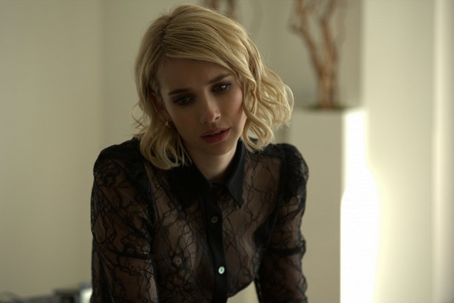 Clube dos Bilionários - Do filme - Emma Roberts