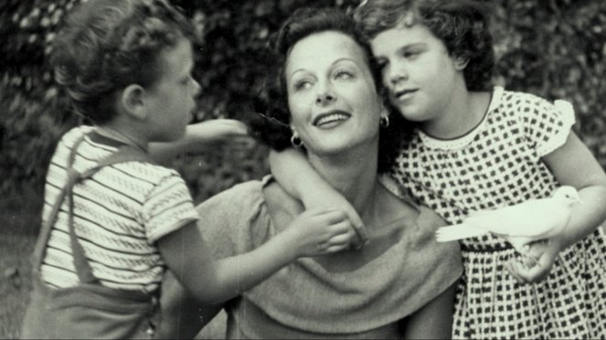 Bombshell: The Hedy Lamarr Story - Do filme - Hedy Lamarr
