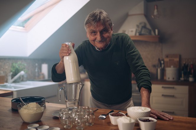 Boží dar - příběhy českých potravin - Série 3 - Kozí jogurt - Photos