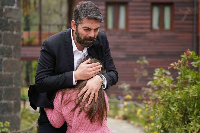 Sen Anlat Karadeniz - Episode 16 - De la película - Sinan Tuzcu
