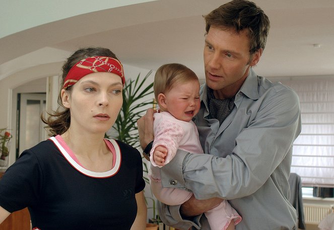 Familie Dr. Kleist - Season 3 - Chaos der Gefühle - De la película - Katrin Bühring, Patrik Fichte