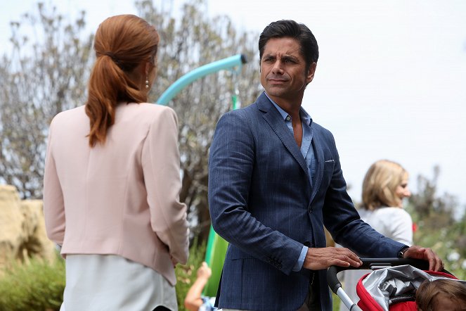 Grandfathered - Edie's Two Dads - Film - John Stamos