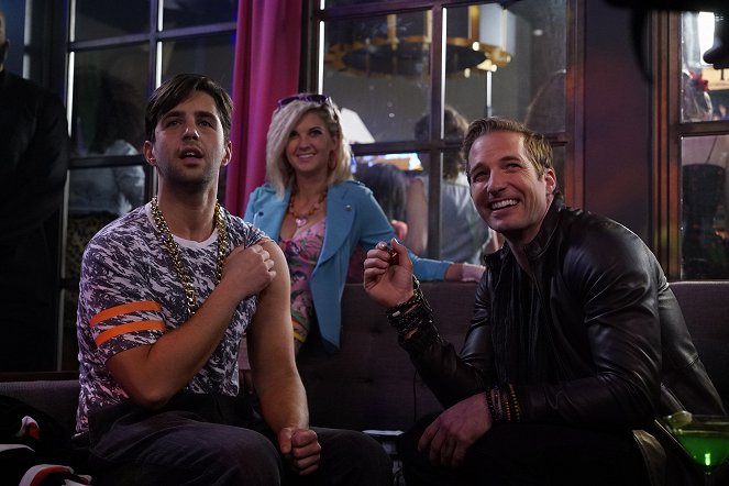 Josh Peck, Ryan Hansen