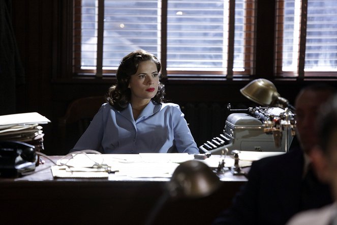 Agent Carter - Most a tunel - Z filmu - Hayley Atwell