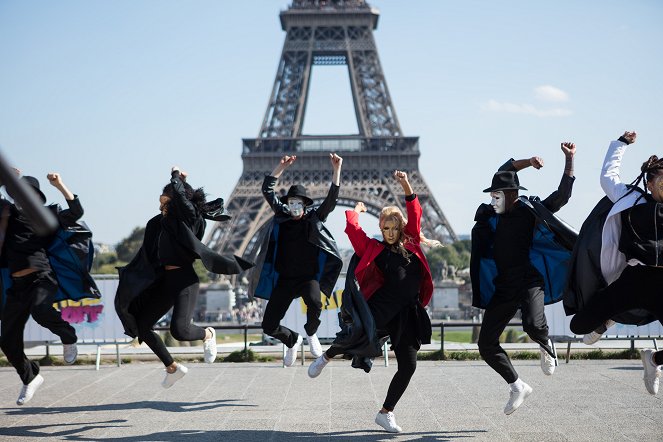 Find me in Paris - Tanz durch die Zeit - Großes Drama - Filmfotos