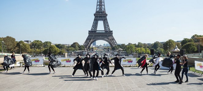 Find me in Paris - Tanz durch die Zeit - Großes Drama - Filmfotos
