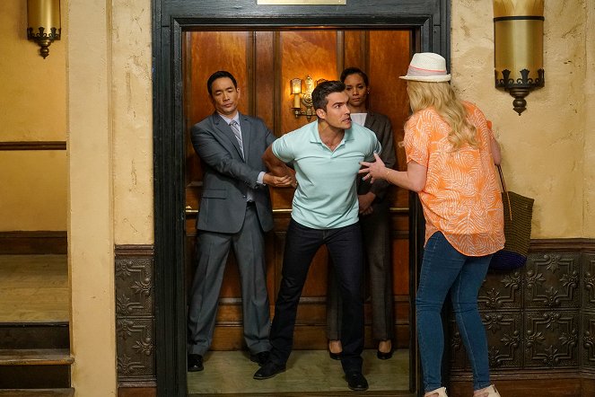 Baby Daddy - Pro and Con - Photos - Chase Kim, Peter Porte, Melissa Peterman