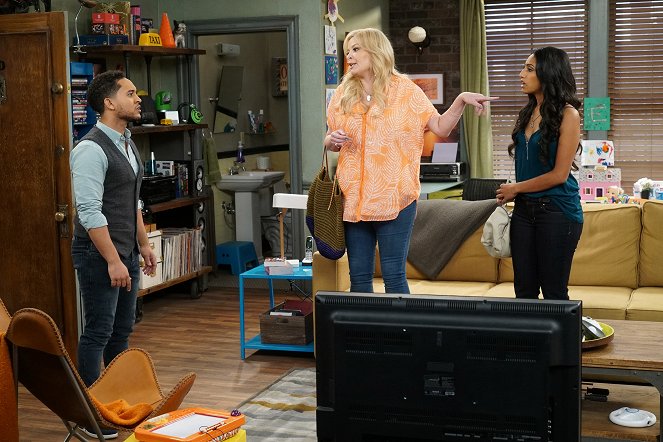 Baby Daddy - Pro and Con - Photos - Tahj Mowry, Melissa Peterman