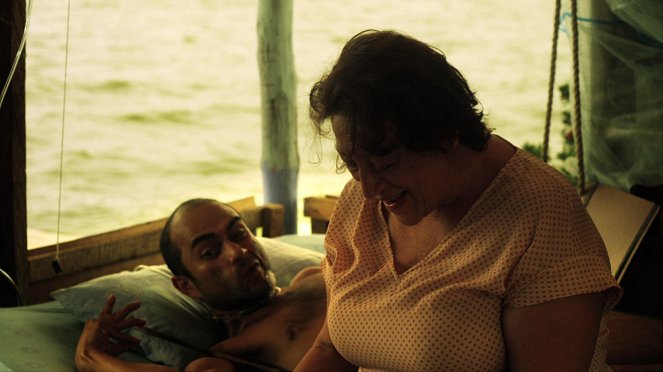 La ciénaga entre el mar y la tierra - De la película - Manolo Cruz, Vicky Hernández