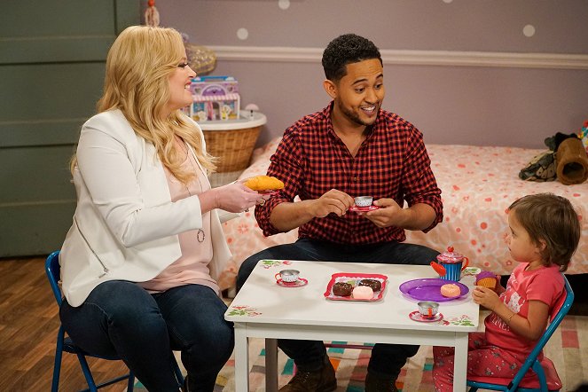 Tři kluci a nemluvně - Série 6 - Ben Rides a Unicorn - Z filmu - Melissa Peterman, Tahj Mowry