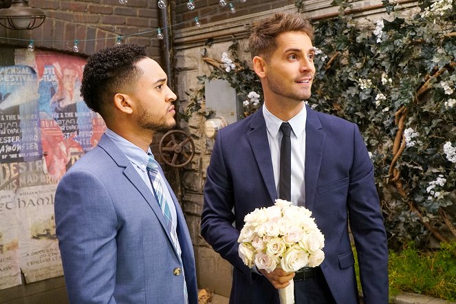 Baby Daddy - You Cruise, You Lose - Photos - Tahj Mowry, Jean-Luc Bilodeau