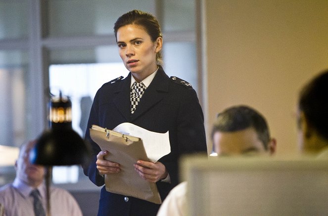 Life of Crime - Episode 1 - Film - Hayley Atwell