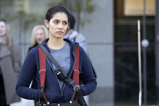 Chicago Fire - Seeing Is Believing - Photos - Miranda Rae Mayo